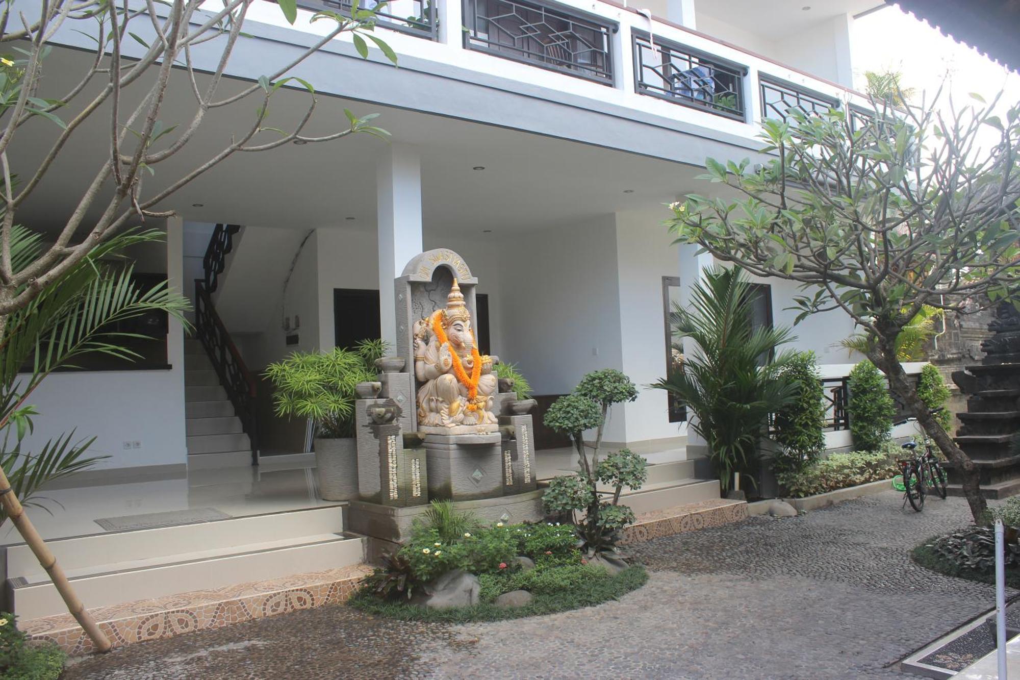 Silvy Guesthouse Canggu Exterior foto